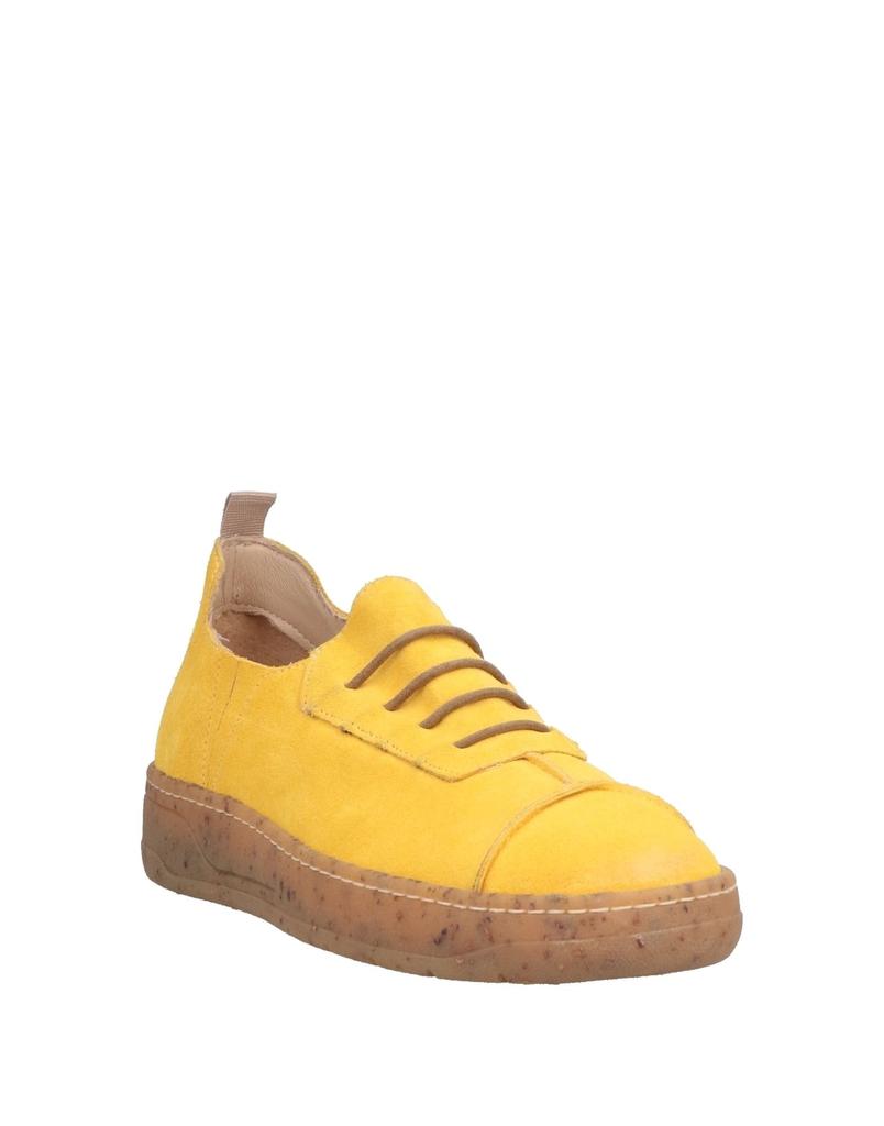 1725.A Sneakers