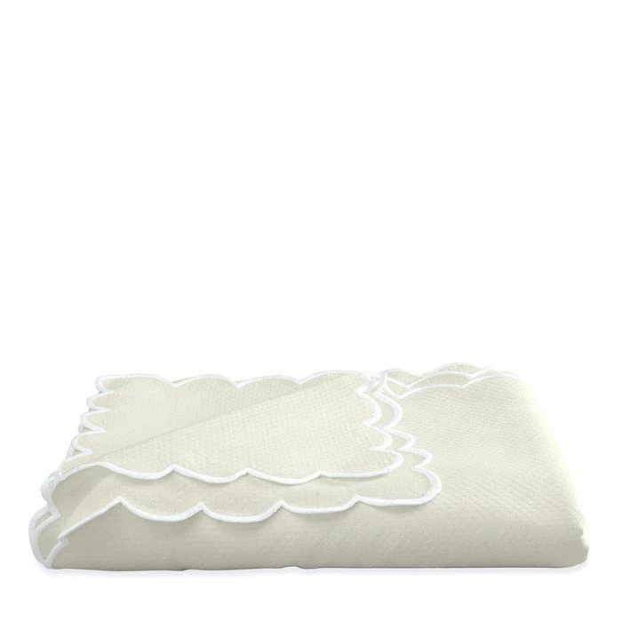 Matouk Savannah Gardens Tablecloth, 90" Round 7