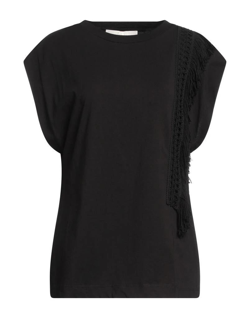 TELA Basic T-shirt 1