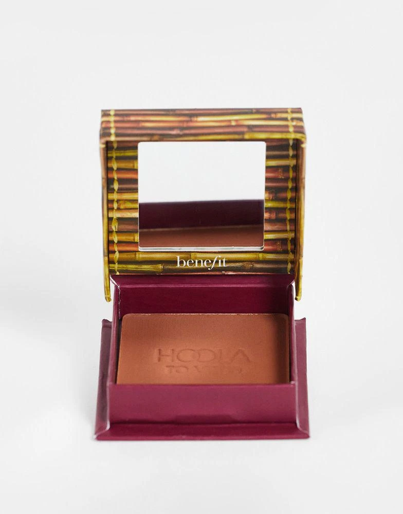 Benefit Cosmetics Benefit Toasted Hoola Bronzer 1