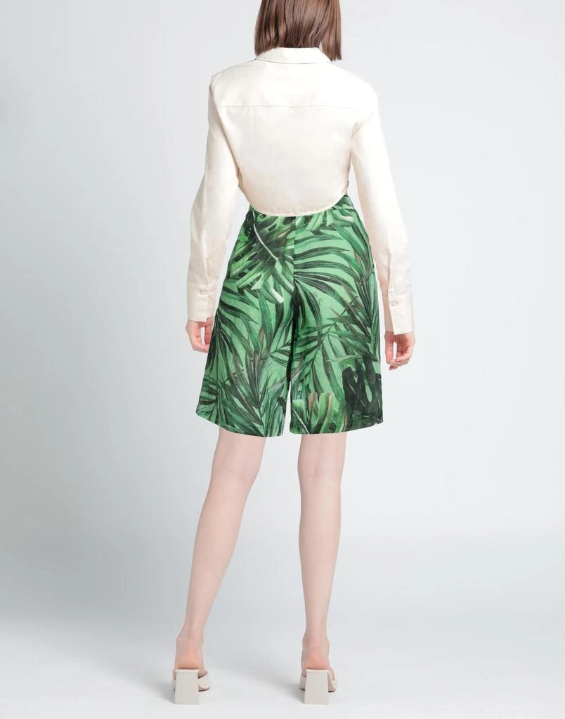 ELISA FANTI Shorts & Bermuda 3