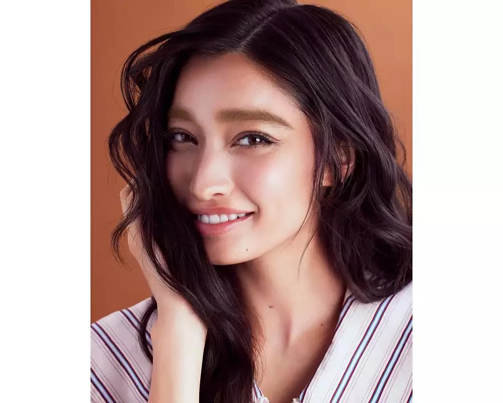 Paul
Joe EYEBROW MASCARA 05 3