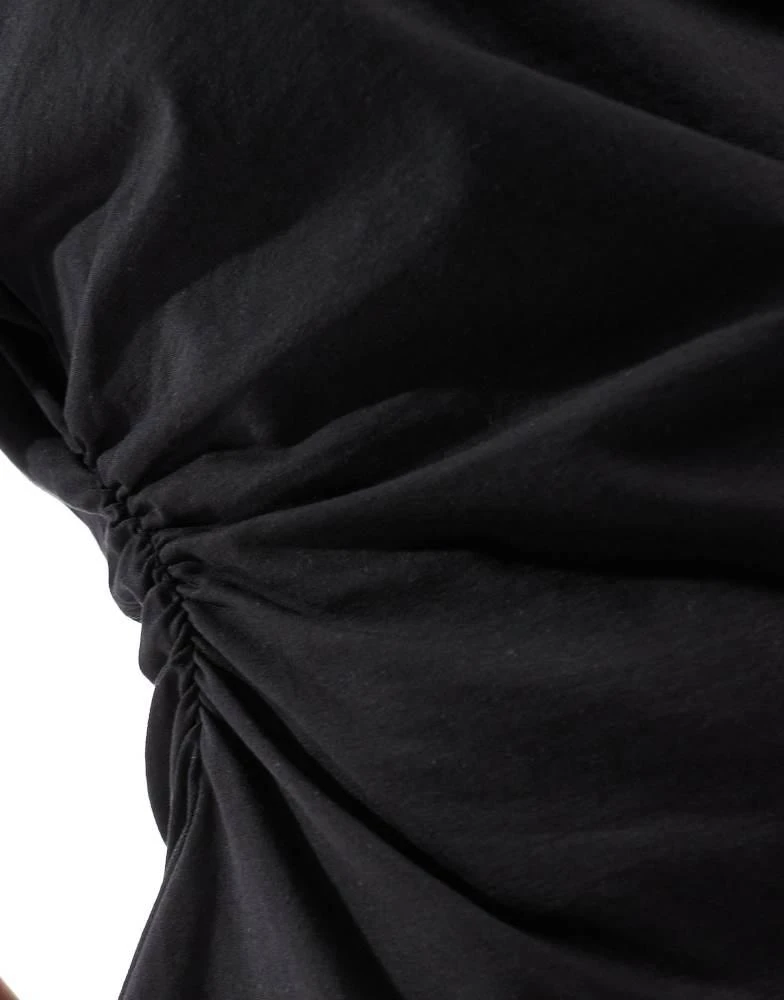 ASOS ASOS DESIGN shoulder pad cinch waist t shirt in black 3