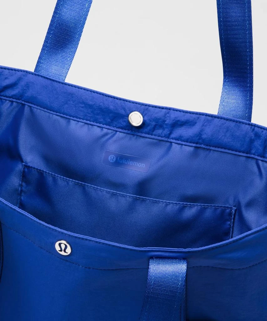 Lululemon Daily Multi-Pocket Tote Bag 20L 31