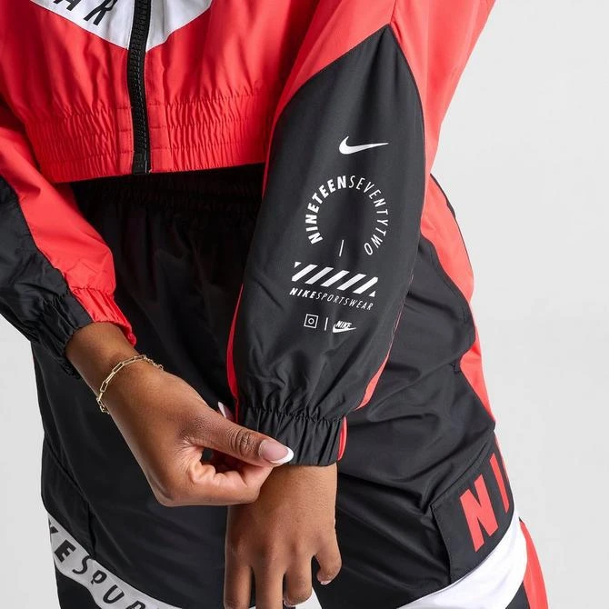 NIKE Women's Nike Street Woven Jacket 6