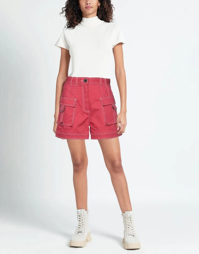 Balmain Shorts
Bermuda 2