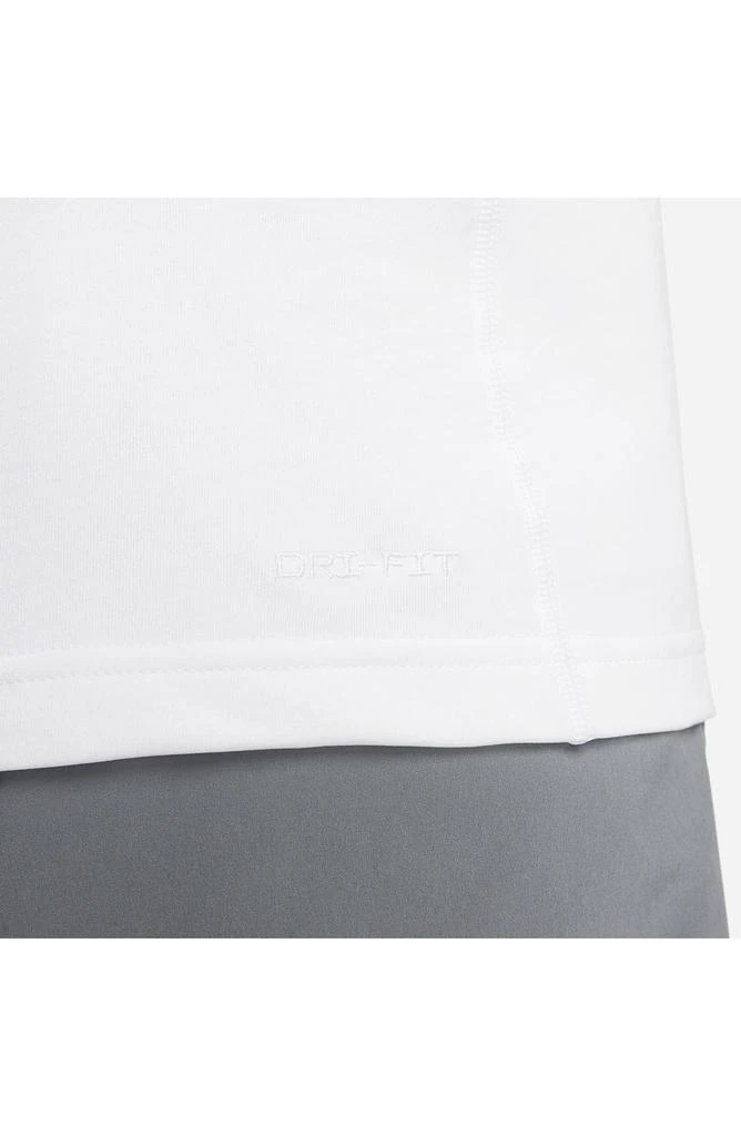 NIKE Dri-FIT Primary Training Tank 8