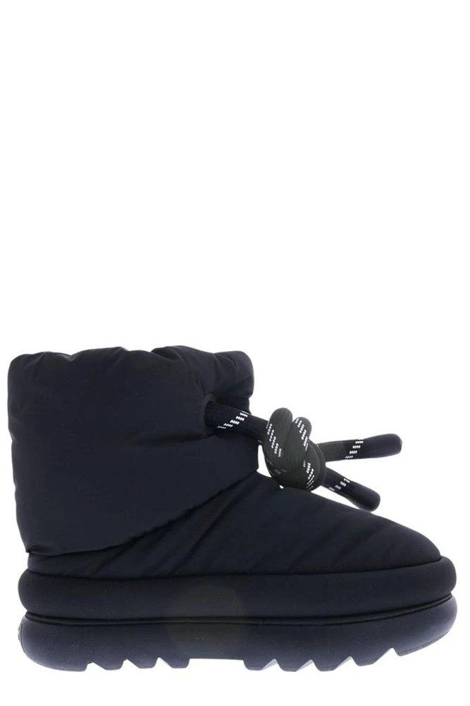 UGG UGG Classic Maxi Short Boots