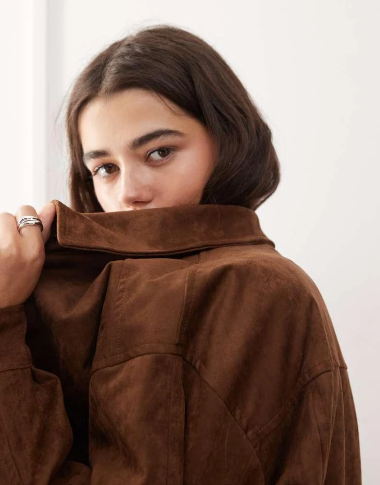 Motel Motel cavita faux suede longline bomber jacket in dark brown 2