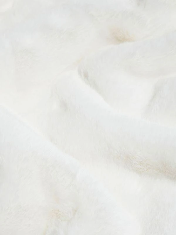 Apparis Brady Pluche™ Throw Blanket 3