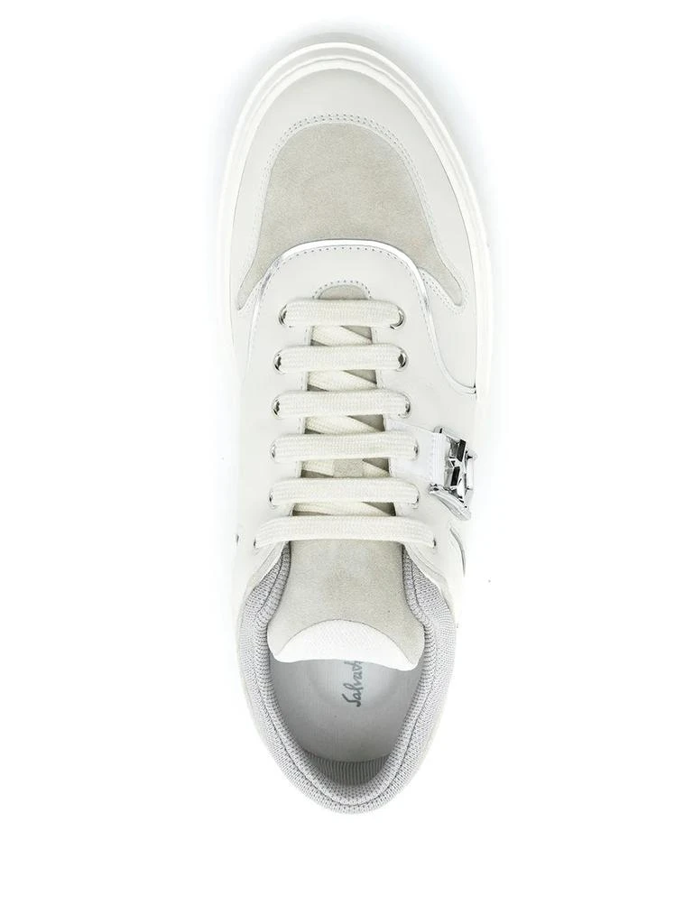 Salvatore Ferragamo Ferragamo Gancini Low-Top Sneakers in WHITE 4
