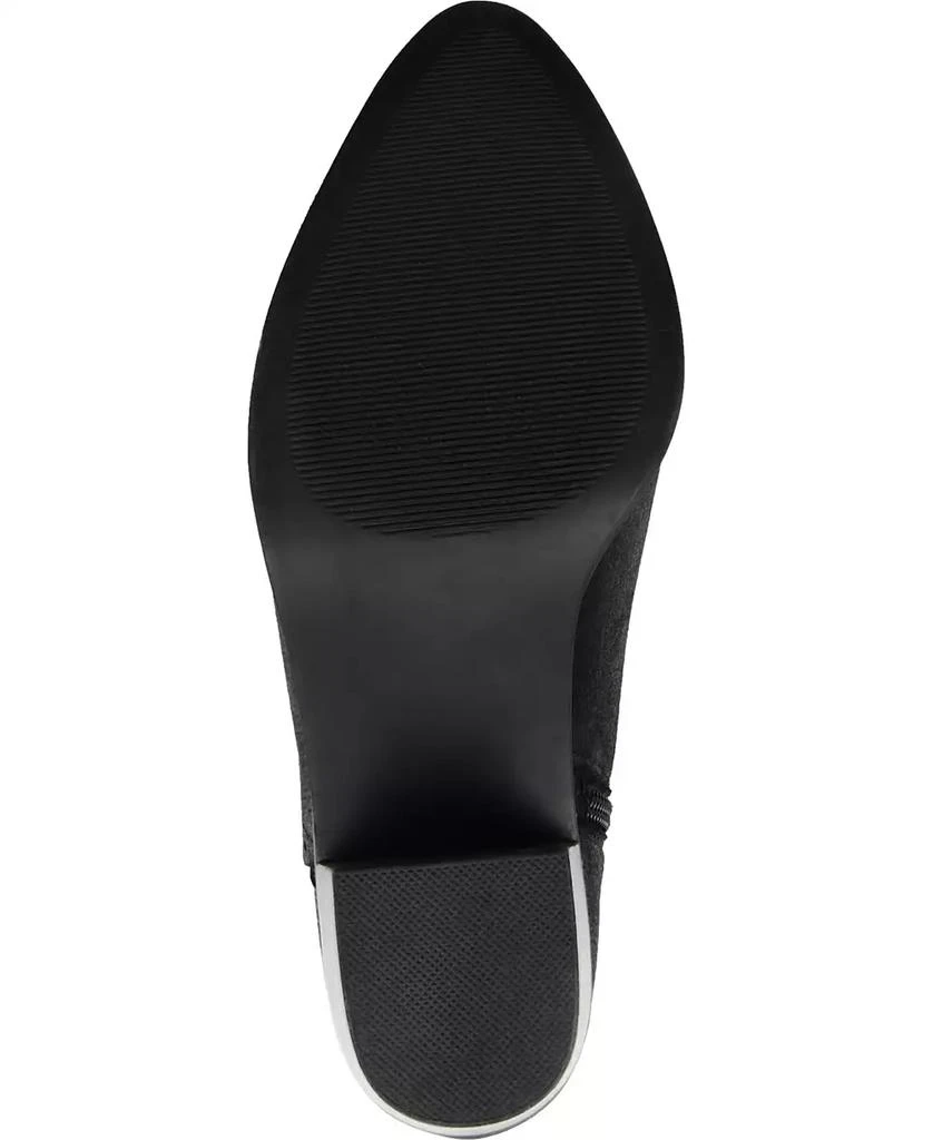 Journee Collection Women's Tessa Scalloped Block Heel Booties 5