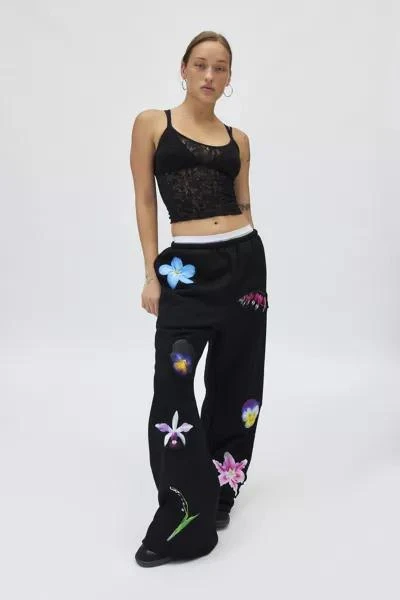 Tyler McGillivary Tyler McGillivary Pansy Embossed Graphic Sweatpant 2