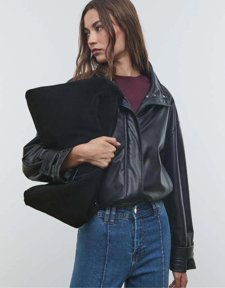 Stradivarius Stradivarius minimalist jeans with seams in medium blue 1