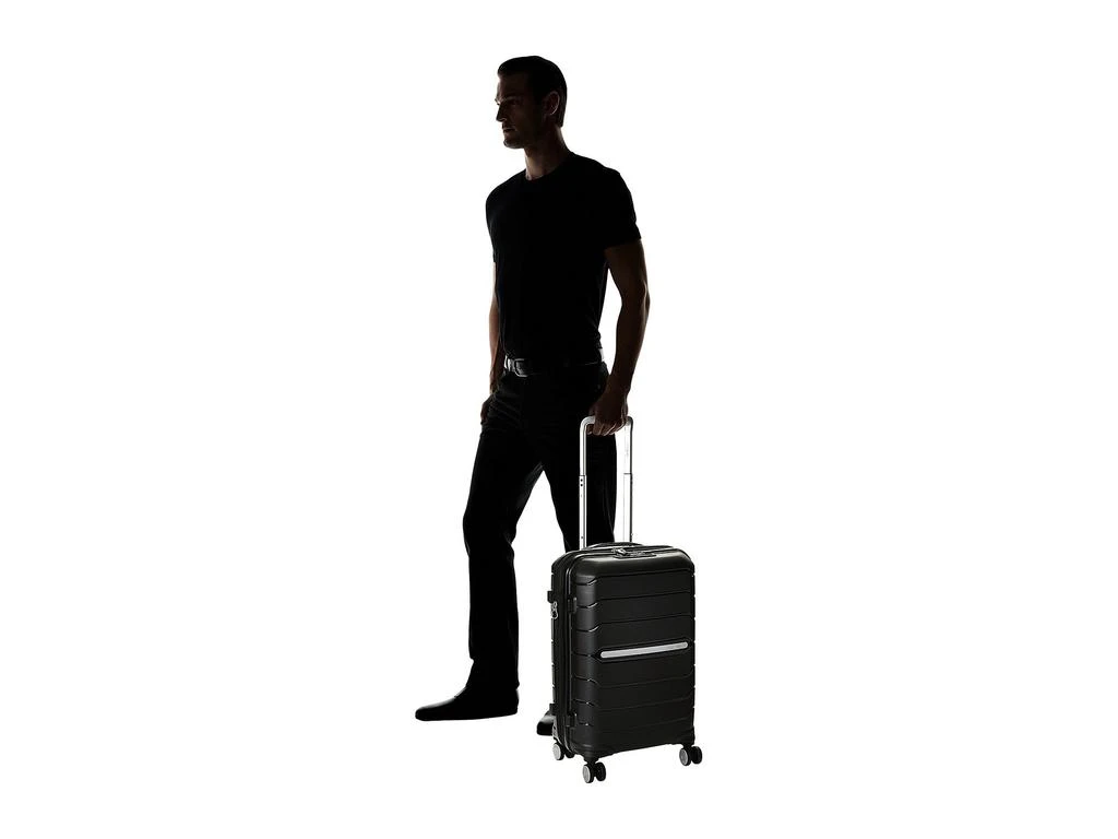 Samsonite Freeform 21" Spinner 6