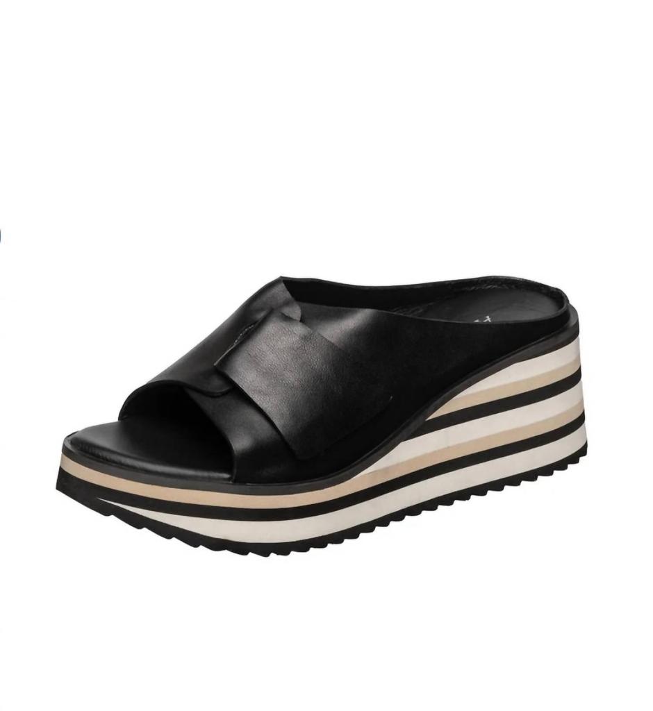 Antelope Antelope - Women
s Padme Black Wedge