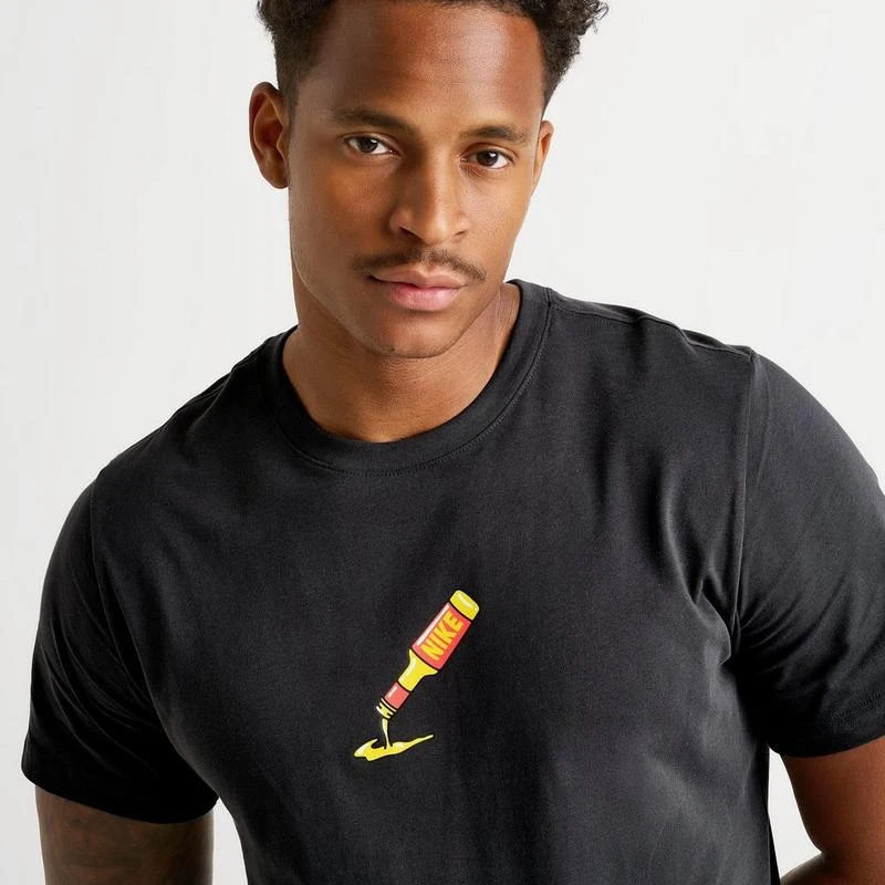 NIKE Men's Nike Sportswear Sweet Heat Graphic T-Shirt 6