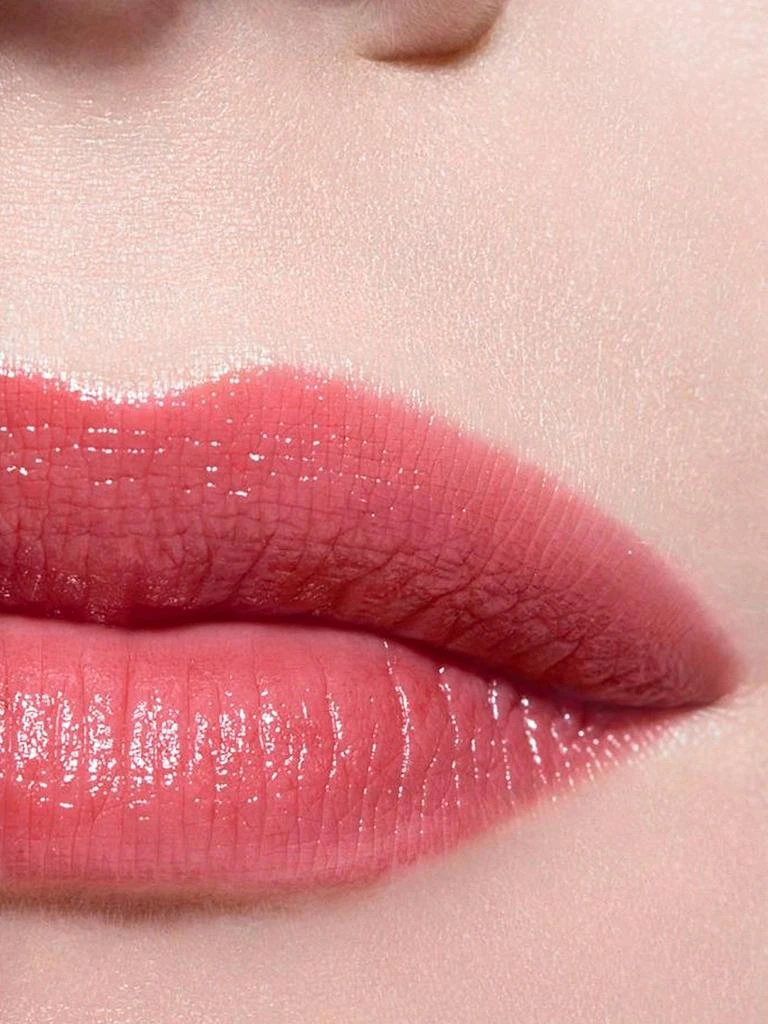 Chanel Healthy Glow Lip Balm 4