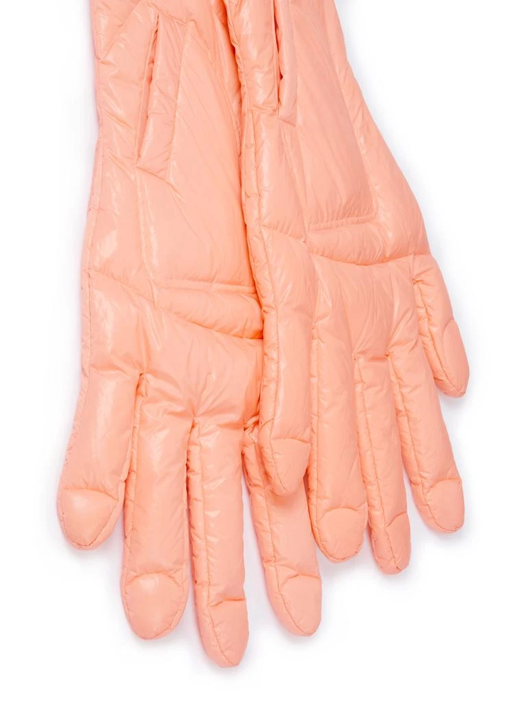 Chen Peng Lover's Cuddle gloves 4