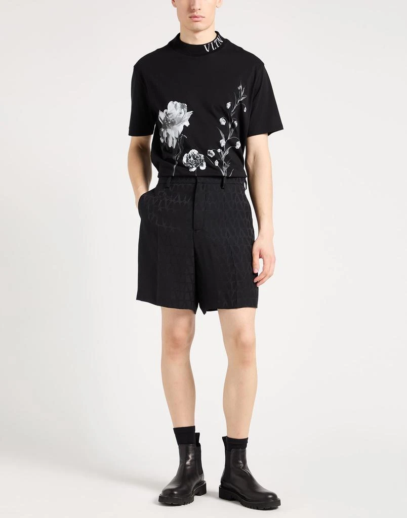 Valentino Shorts
Bermuda 3