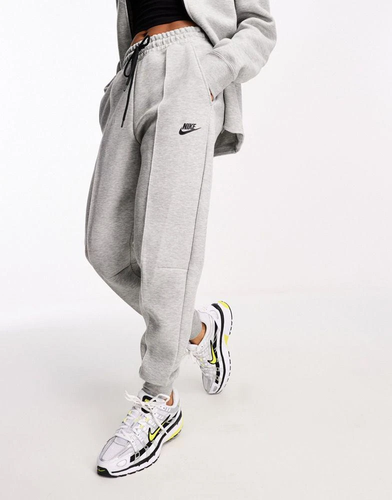 NIKE Nike Tech Fleece joggers in dark heather grey 4