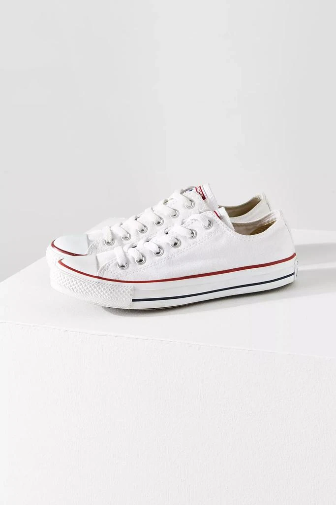 Converse Converse Women
s Chuck Taylor All Star Low Top Sneaker 2