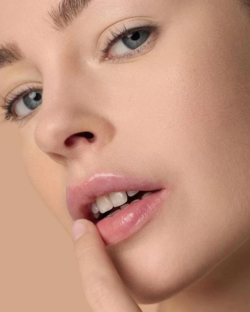 Le Rouge Francais Sublime Lips 2-Piece Holiday Pouch 5