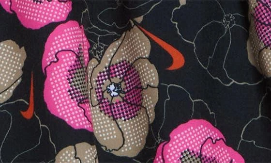 NIKE 7-Inch Volley Swim Shorts 4