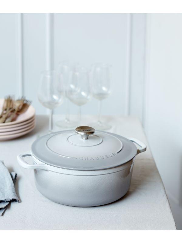 Chasseur Enameled Cast Iron Round Dutch Oven - Thumbnail 2