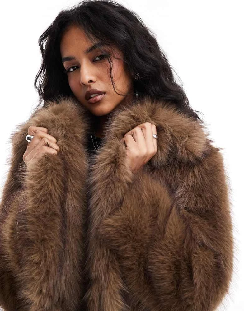Stradivarius Stradivarius longline faux fur coat in brown 4