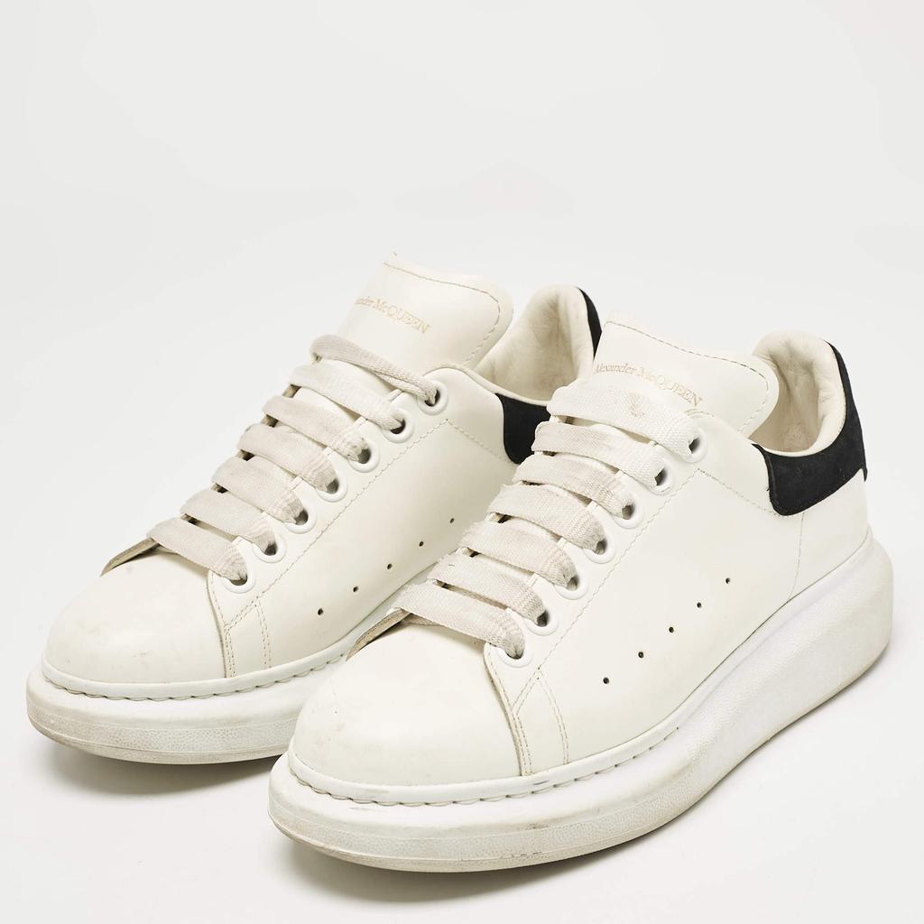 スニーカー Oversized Sneakers - Alexander McQueen - Leather - White/Pin Men's Oversized Sneaker in White | Alexander McQueen US