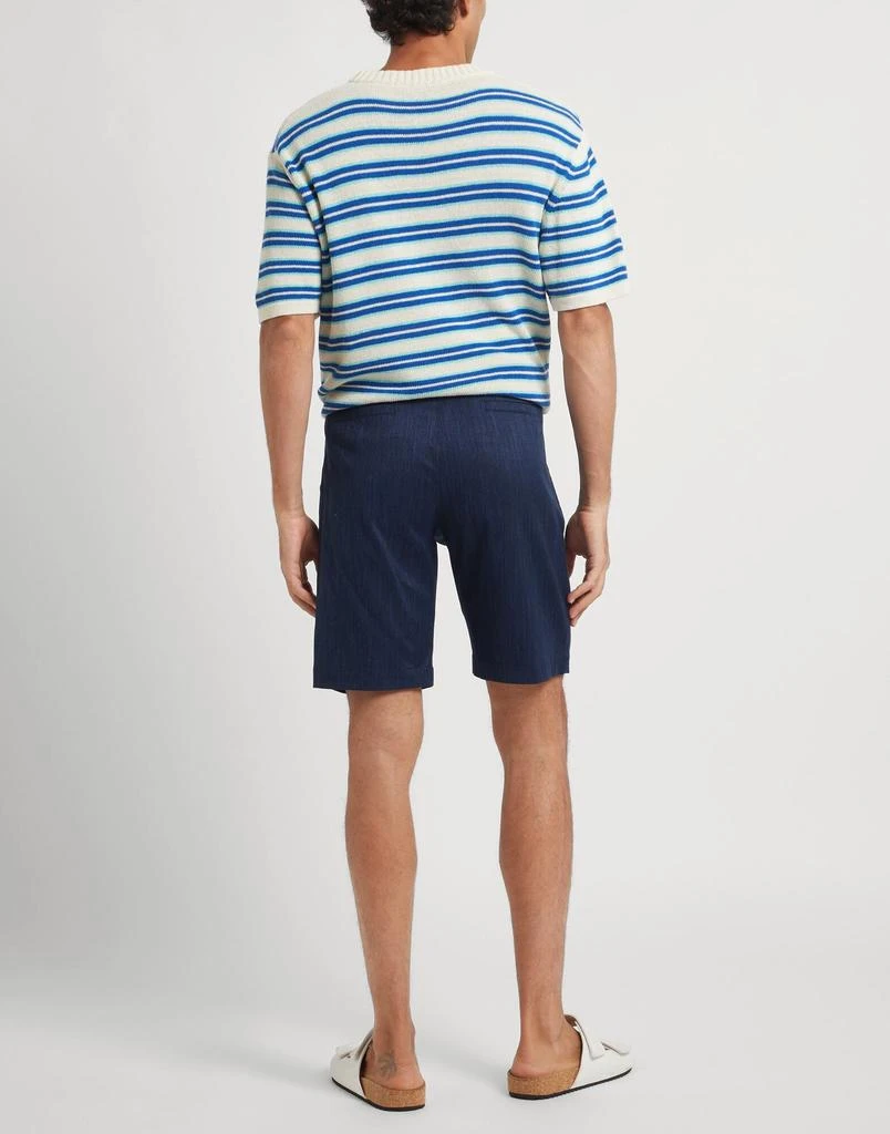 TRUSSARDI Shorts & Bermuda 3