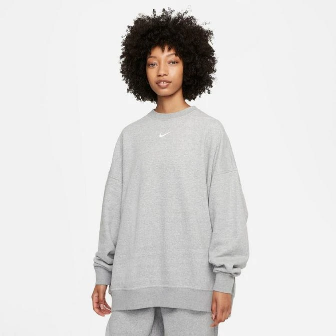 NIKE Women's Nike Sportswear Collection Essentials Oversized Fleece Crewneck Sweatshirt 1