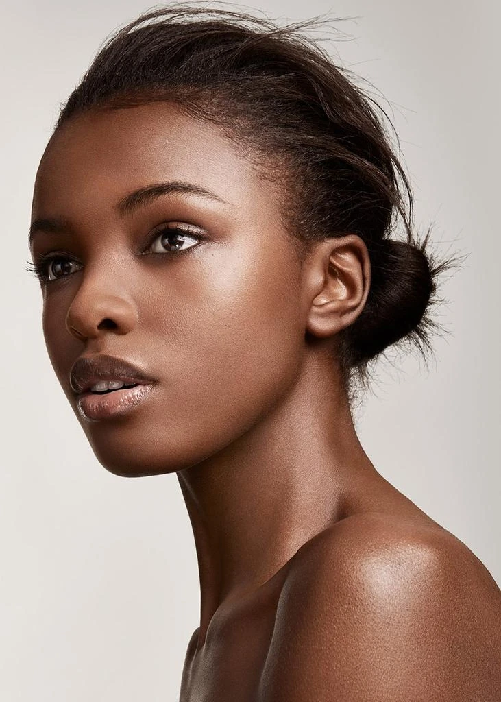 Fenty Beauty Pro Filt'r Soft Matte Longwear Foundation 440 4