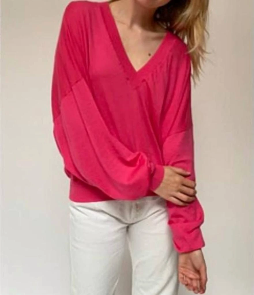Jumper1234 Jumper1234 - Women's Fine Gauge Boxy Top 1