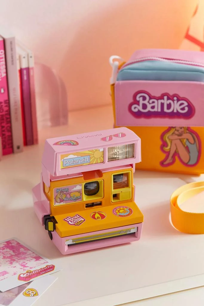 Retrospekt Malibu Barbie 600 Instant Camera Bag 2