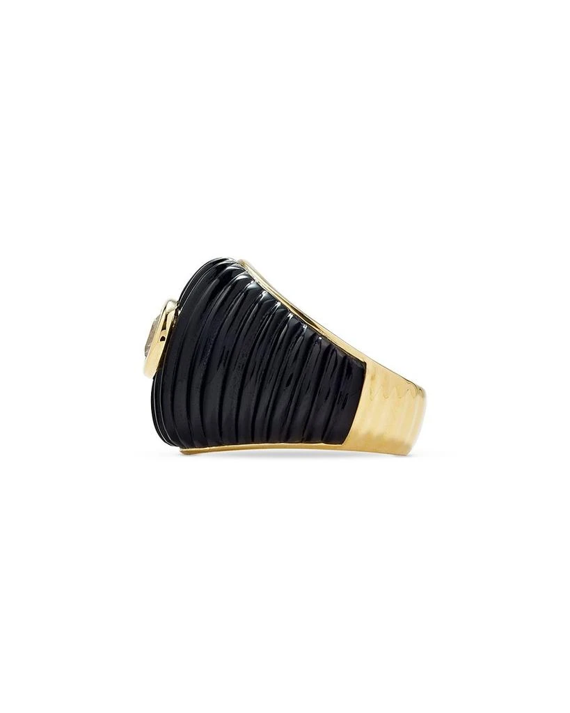 Yvonne Léon 9K Yellow Gold Onyx
White Topaz Maxi Ring 2