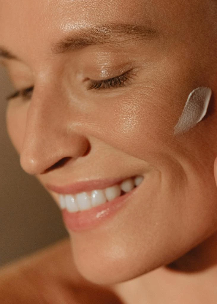 Sisley Sunleya Face Cream SPF50+ 50ml 3