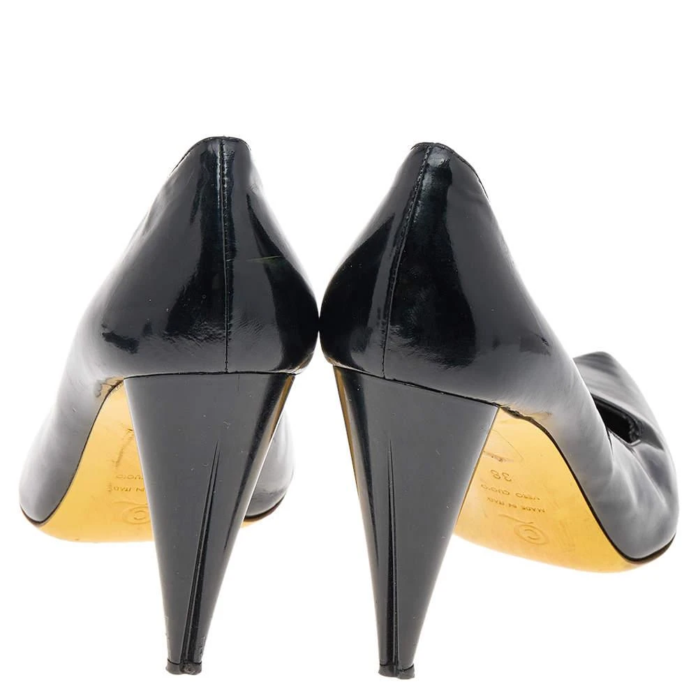 Alexander McQueen Alexander McQueen Black Patent Leather Pointed Toe Pumps Size 38 5