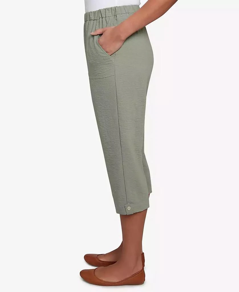 Alfred Dunner Women's Copper Canyon Button Tab Patch Pocket Capri Pants 4