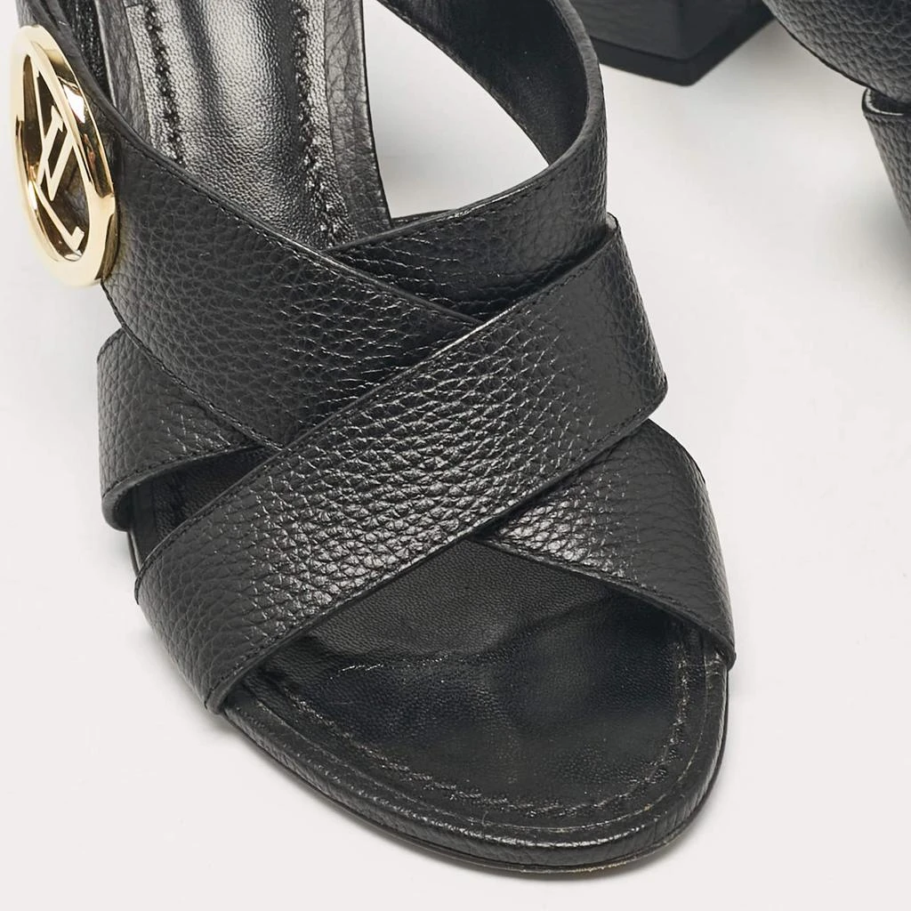 Louis Vuitton Louis Vuitton Black Leather Slide Sandals Size 36.5 8