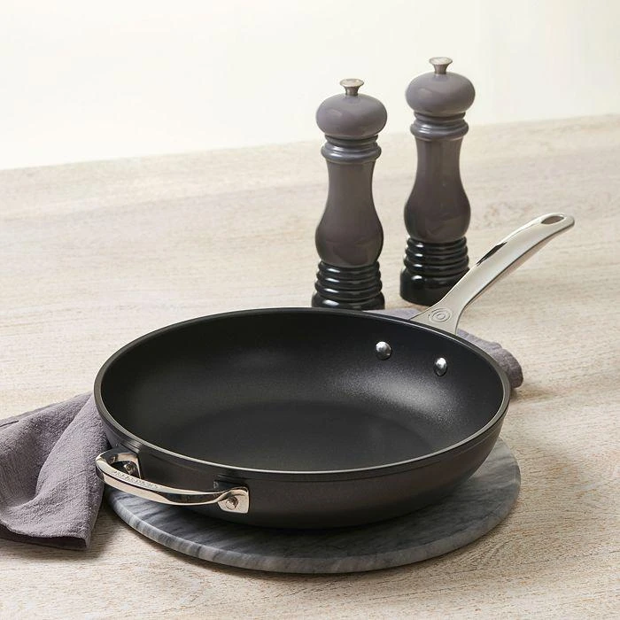 Le Creuset 11" Nonstick Deep Fry Pan 2