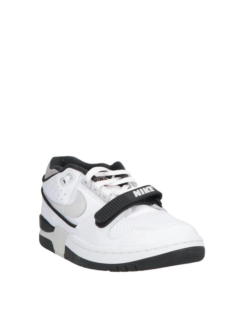 NIKE Sneakers 2