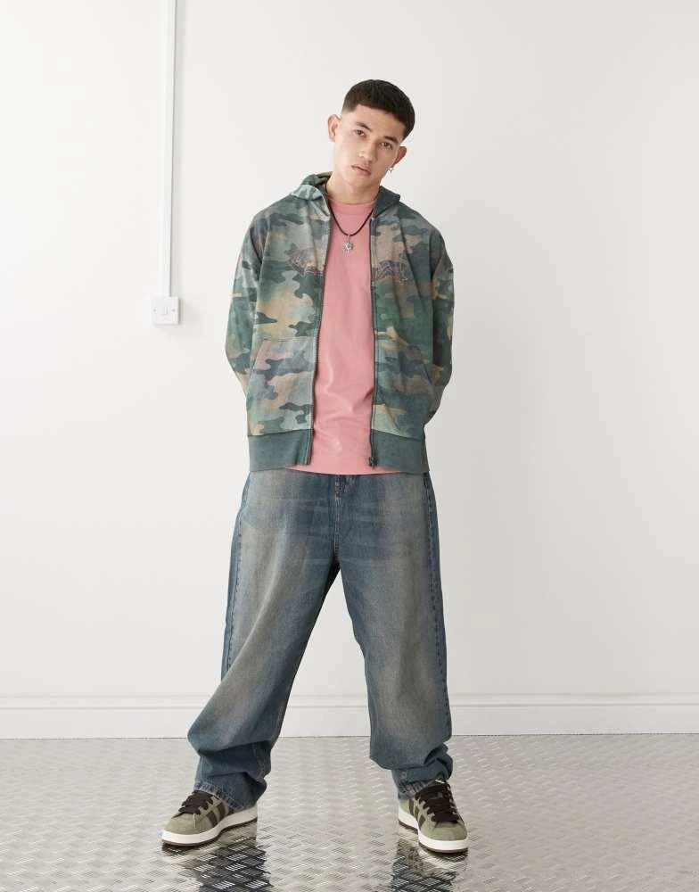 COLLUSION COLLUSION Boxy fit hoodie in camo with print in lightweight jersey 2