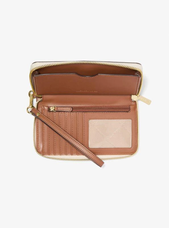 Michael Kors Jet Set Signature Logo Smartphone Wristlet 2