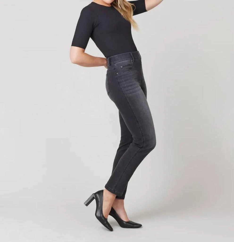 SPANX Spanx - Ankle Straight Leg Jeans 5