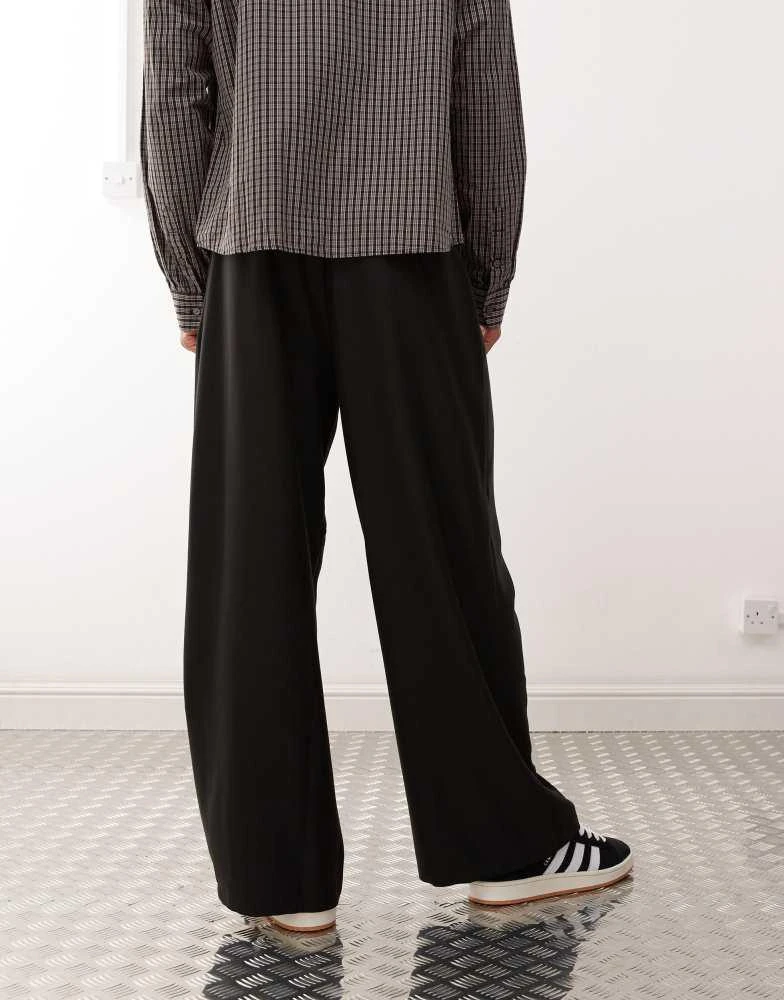COLLUSION COLLUSION smart wide leg trouser in black 4