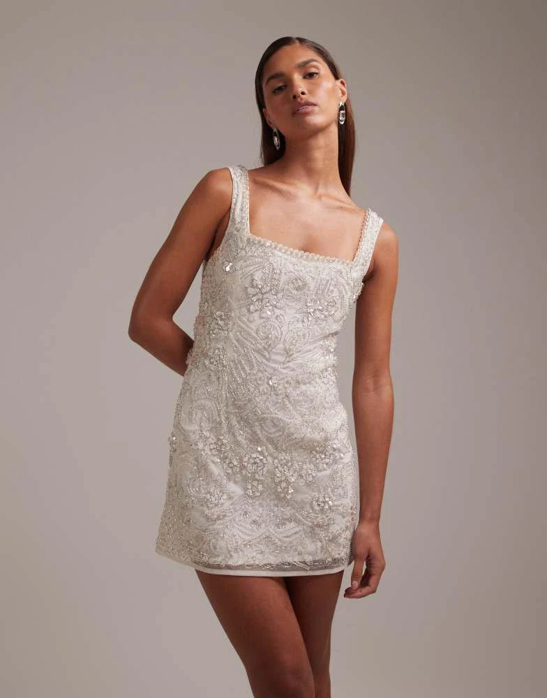 - Ivory - UK 10