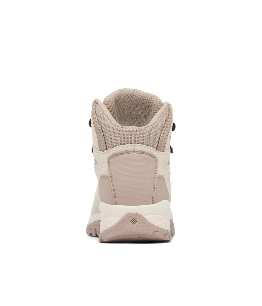 Columbia Newton Ridge Plus Waterproof Amped 5