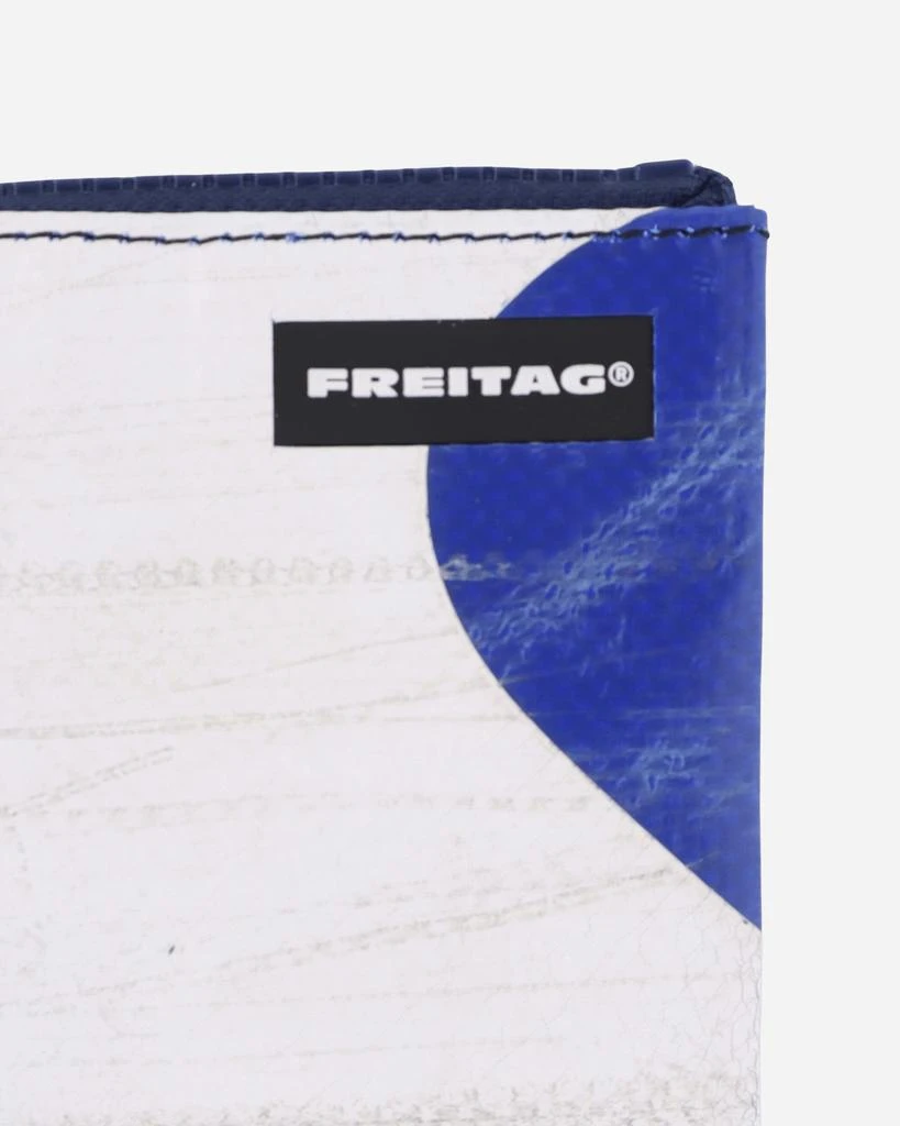 Freitag F05 Blair Extra Small Pouch White / Blue 4